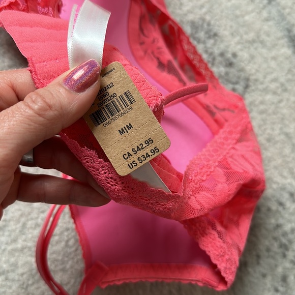 Victoria’s Secret pink push up lace bralette - NWT - Picture 4 of 4